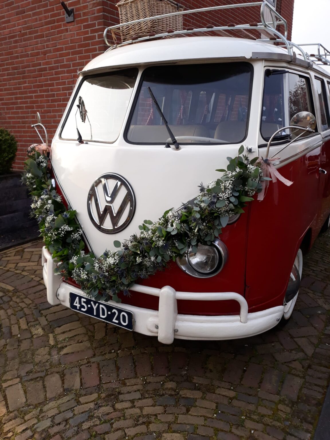 a5b0e753-2b2e-4478-9d29-7625f68df825